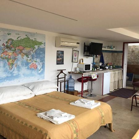 Camilla House Bed & Breakfast Santa Marinella Exterior photo